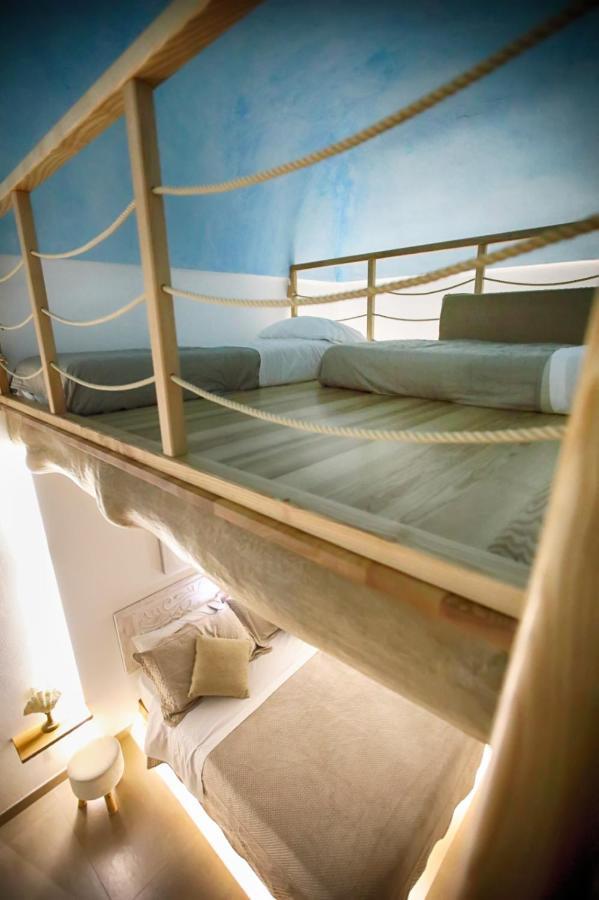 B&B Le Onde Praiola Terrasini Bagian luar foto