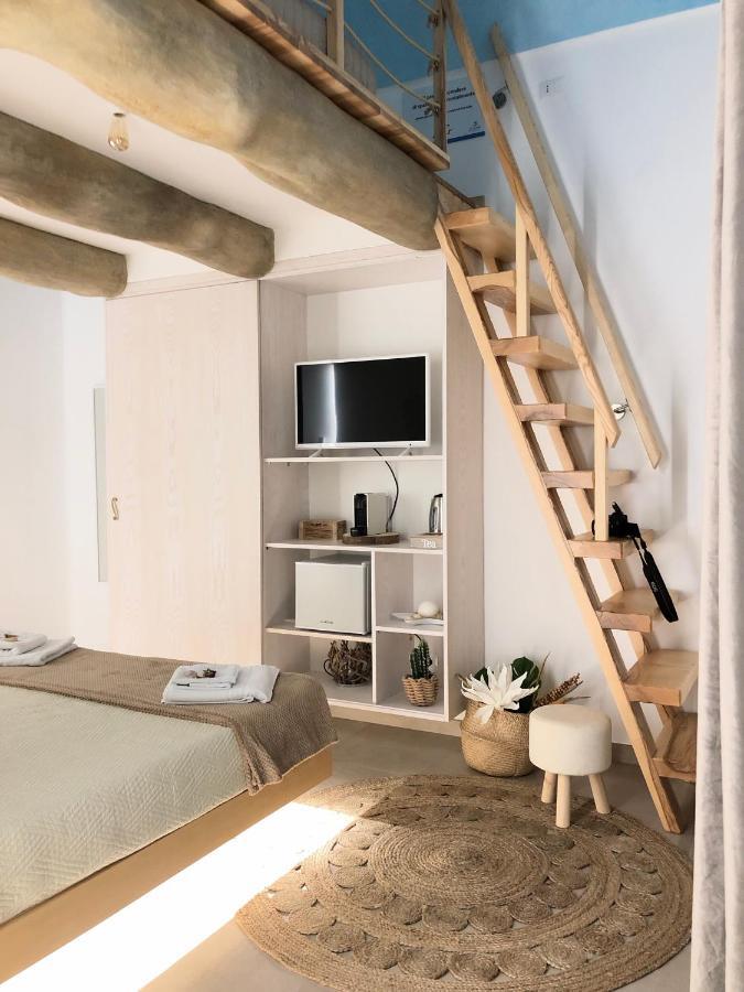B&B Le Onde Praiola Terrasini Bagian luar foto